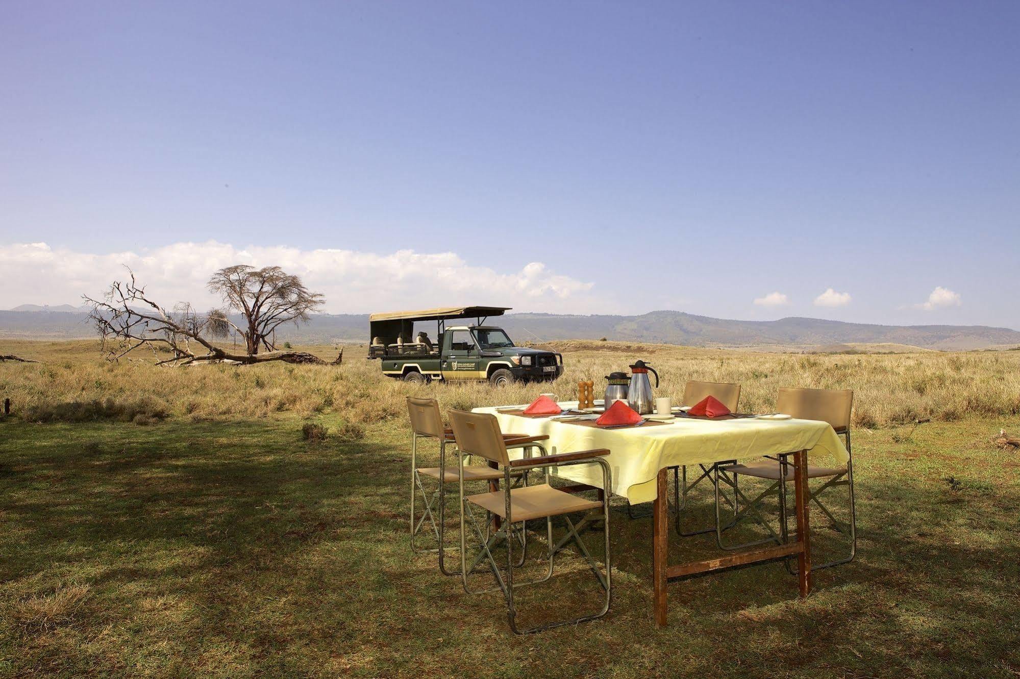 Готель Elewana Lewa Safari Camp Timau Екстер'єр фото